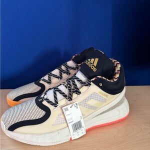 Adidas’s D-Rose 11 “Family First”